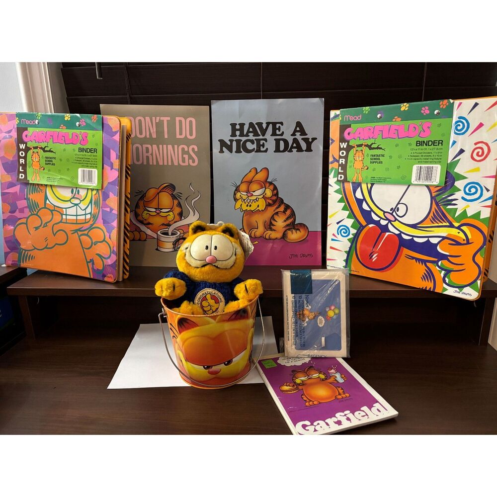 Retro Vintage 1970's Garfield Gift set